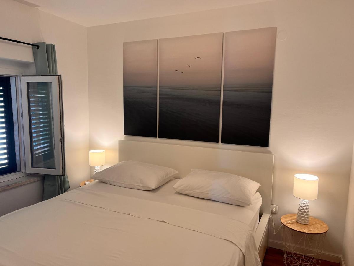 Stella Apartments Kaštela Esterno foto